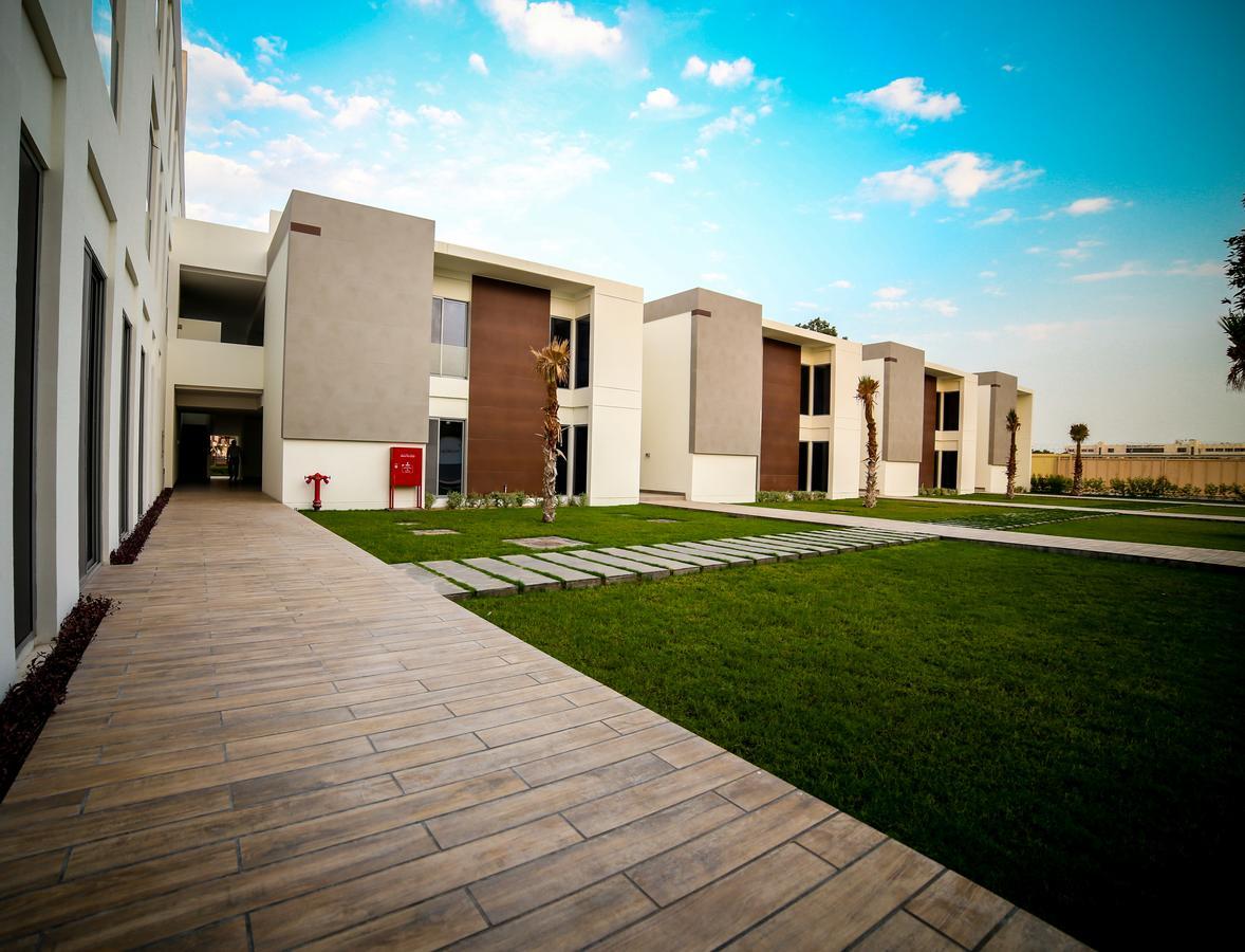 M Executive Residence & Boutique Hotel - Adults Only El-Huber Dış mekan fotoğraf