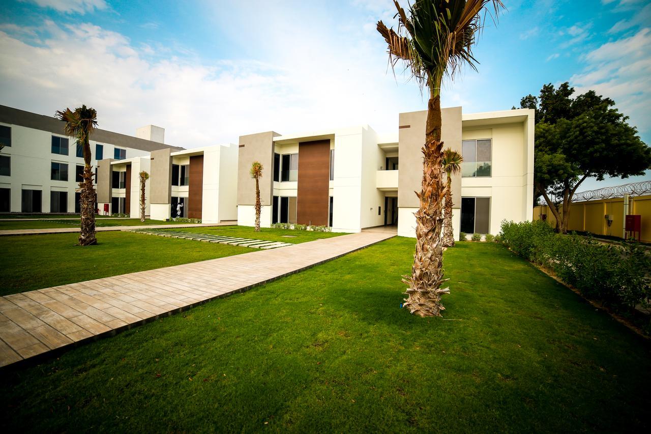 M Executive Residence & Boutique Hotel - Adults Only El-Huber Dış mekan fotoğraf