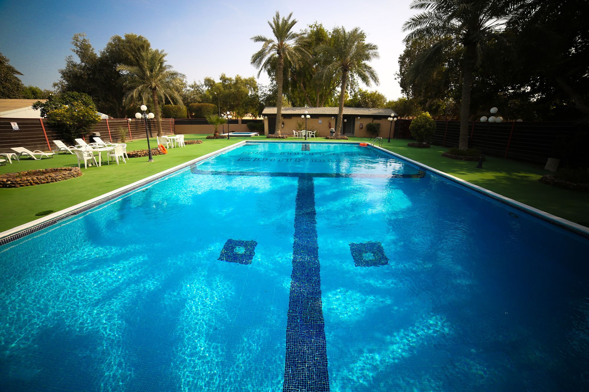 M Executive Residence & Boutique Hotel - Adults Only El-Huber Dış mekan fotoğraf